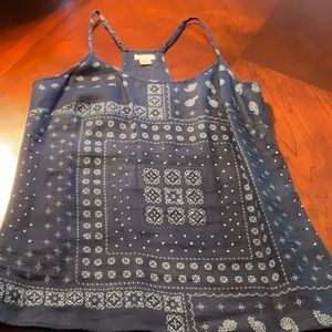 J crew navy and white linen tank. Size 0 adjustable straps. Like new.